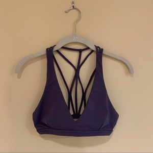Lululemon sports bra size 6